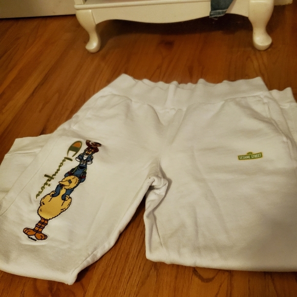 Champion x Seasme Street Set - Picture 6 of 16